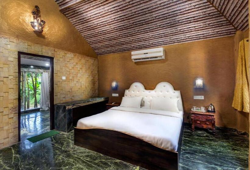 חדר משפחתי נוף לגינה, Lohagarh Corbett Resort