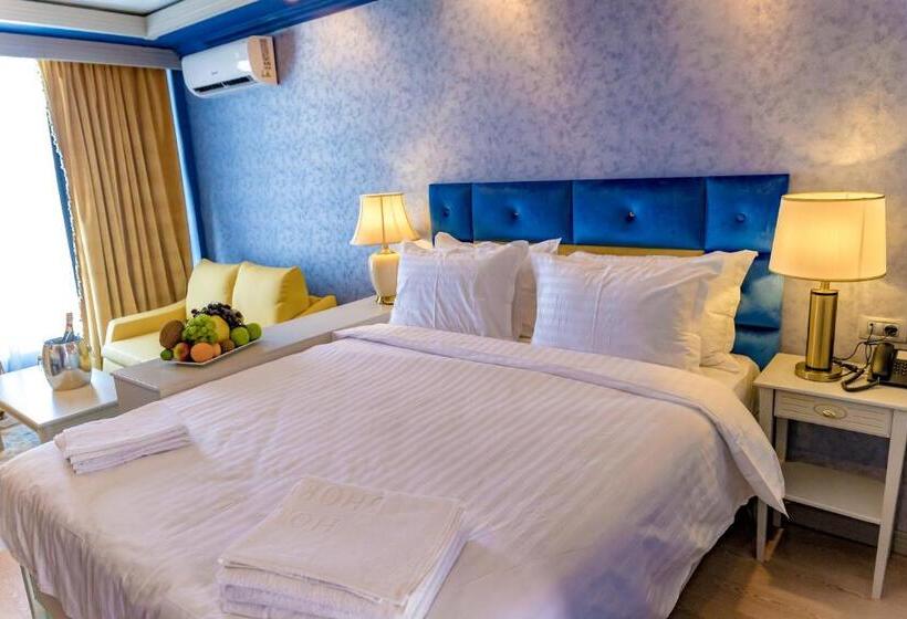 带景观的带双人床的标准间, Phoenicia Blue View