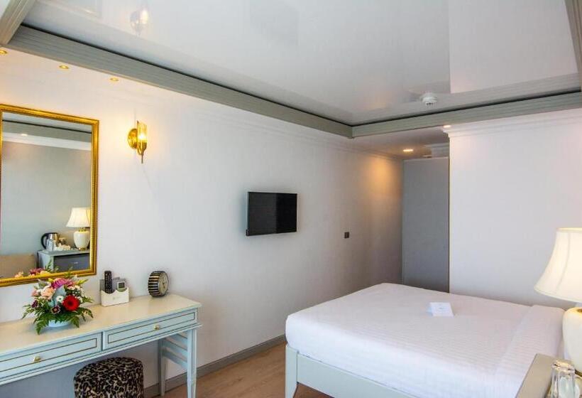 带景观的带双人床的标准间, Phoenicia Blue View