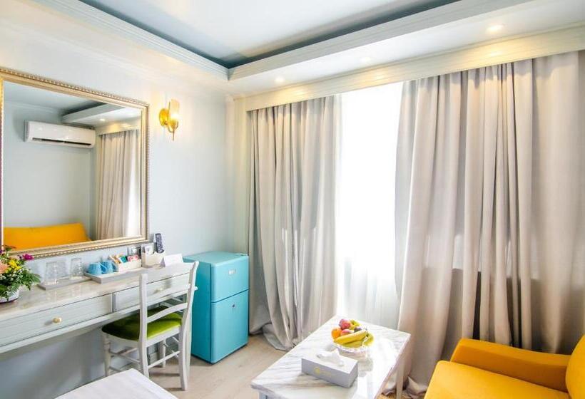 带海景的带双人床的标准间, Phoenicia Blue View