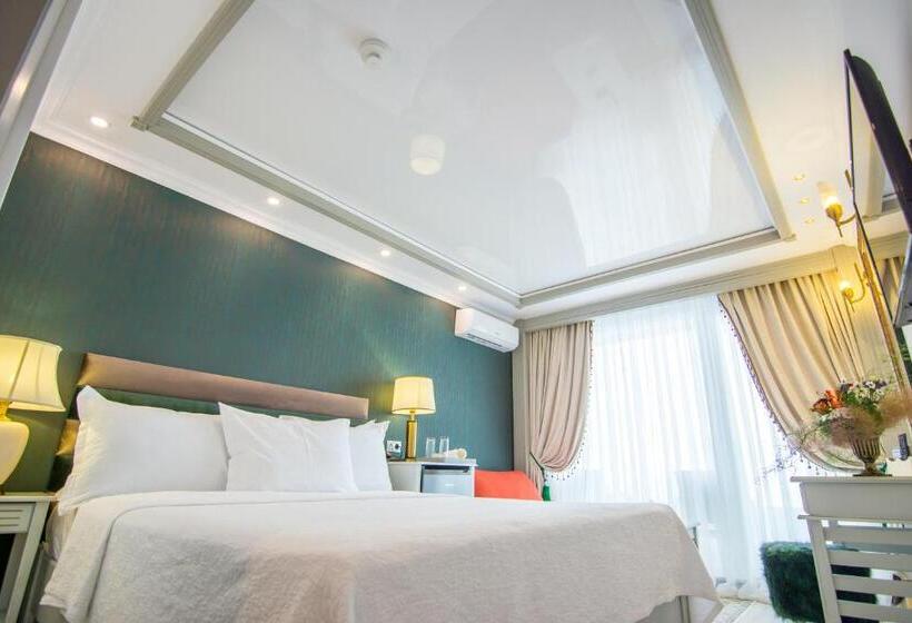 标准间带双人床, Phoenicia Blue View