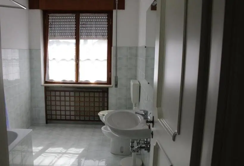 スタンダードルーム, Easyroom Piovene Rocchette