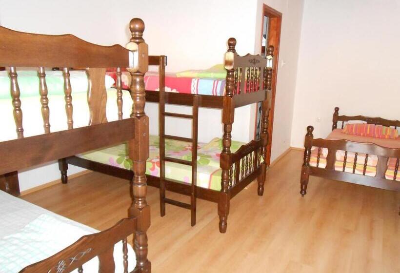 اتاق پنجتخته استاندارد, Rafting Camp Green Tara