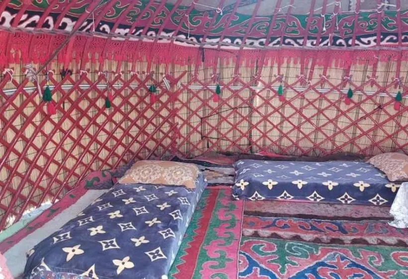 اتاق استاندارد سه تخته با سرویس بهداشتی مشترک, Svetlana Guest House
