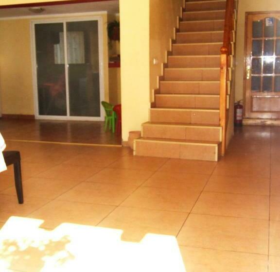 침실 1개 주택, Pensiunea Dorali