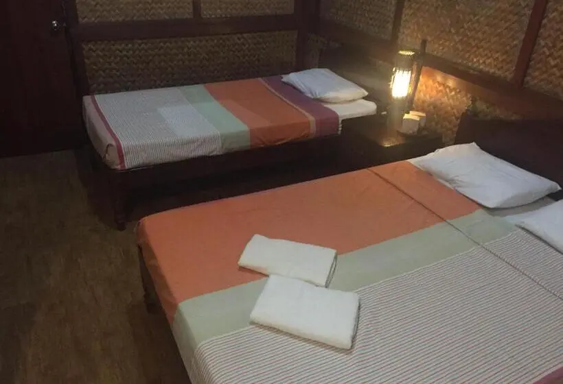 Deluxe Kolmen Hengen Huone, Pagdayon Traveler S Inn