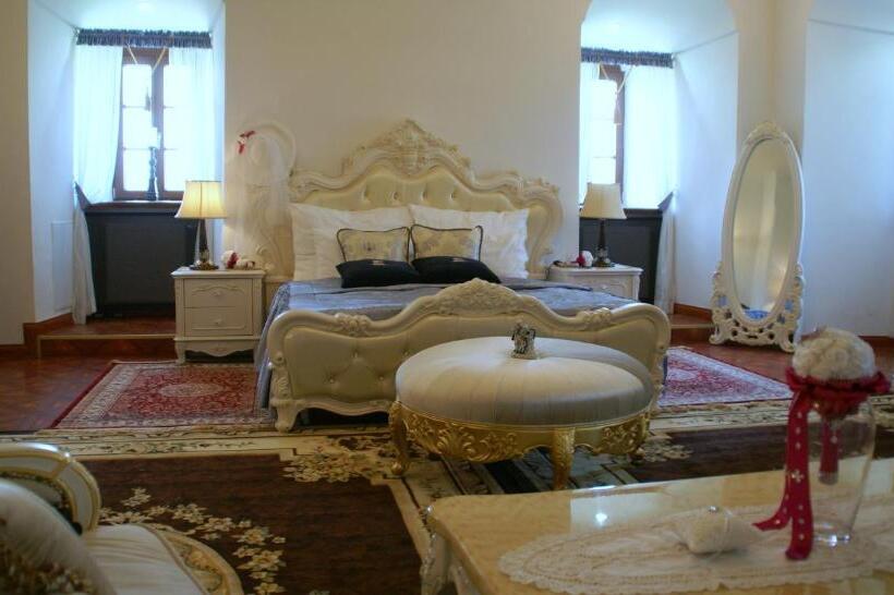 סוויטה, Theresia Chateau   Bernolákovo