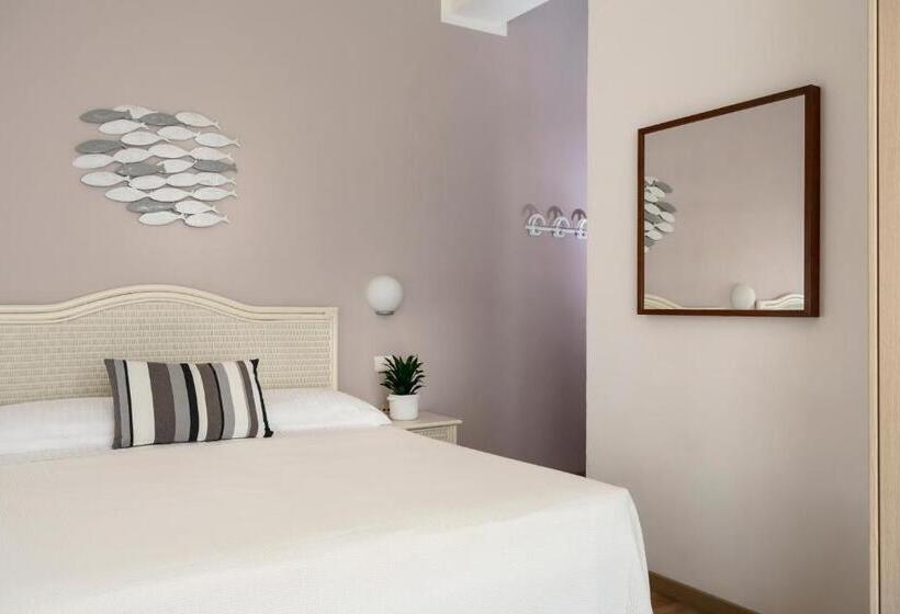 Triple Room Sea View, Roxy & Beach