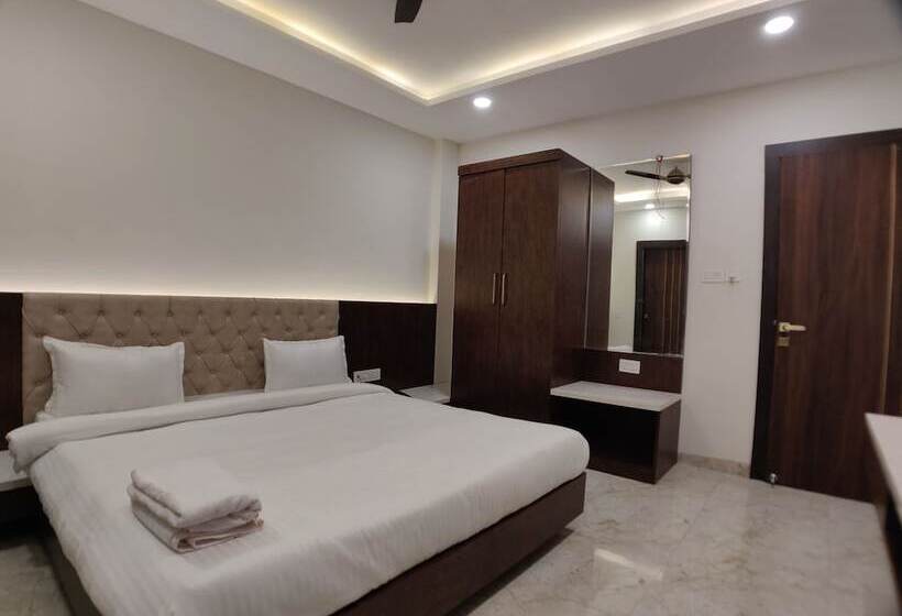 اتاق لوکس, Yuvraj Palace
