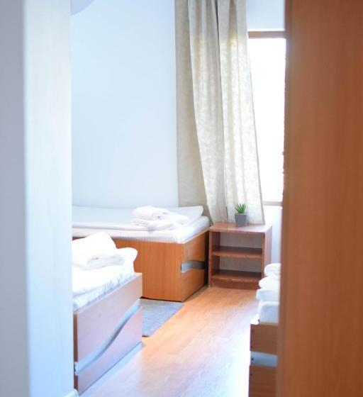 스탠다드 트리플 발코니 룸, Almaville Mamaia