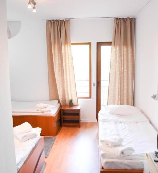 스탠다드 트리플 발코니 룸, Almaville Mamaia