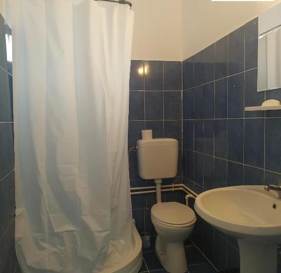 بانگلوی استاندارد 2 خوابه, Almaville Mamaia