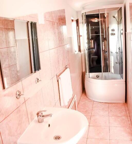 스탠다드 룸, Almaville Mamaia