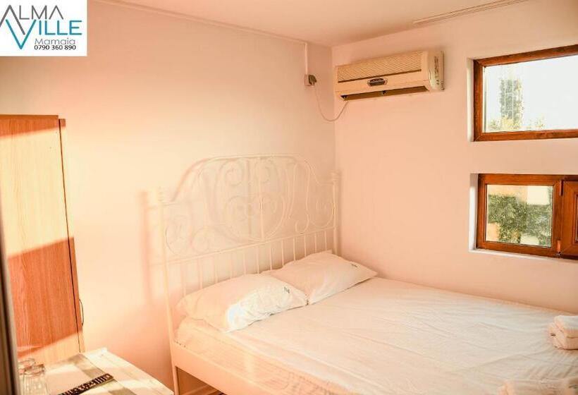 기본룸, Almaville Mamaia