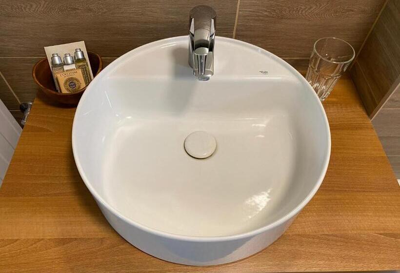 带1个卧室的带阳台的公寓, Apartmány Přítluky