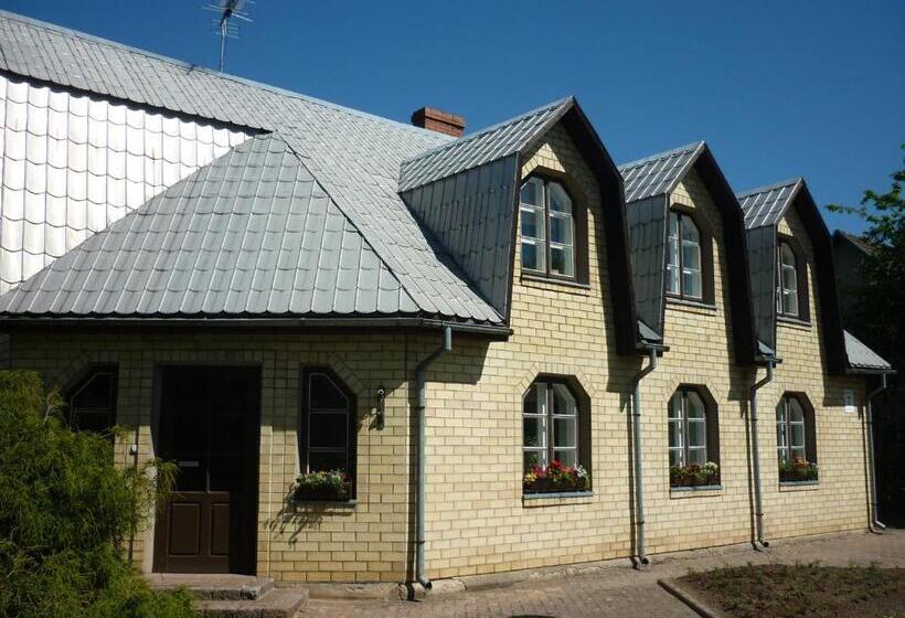 اتاق استاندارد, Marigolds