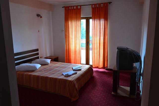 Номер Стандарт с Балконом, Pensiunea Daniels