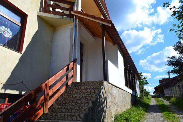 Номер Стандарт, Pensiunea Daniels