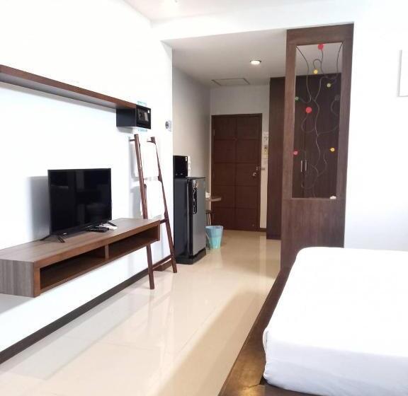 豪华房间, Benjamas Place