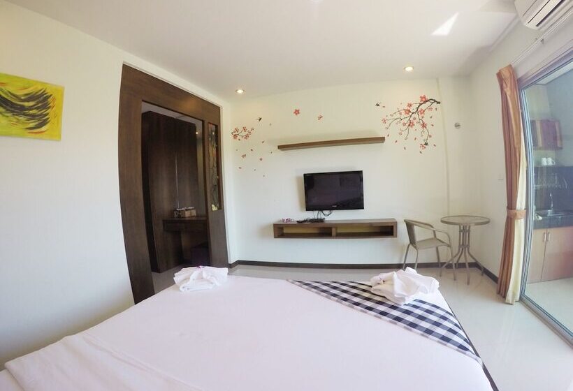 豪华房间, Benjamas Place