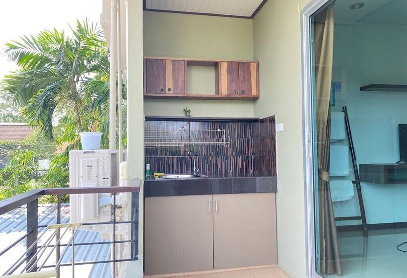 豪华房间, Benjamas Place