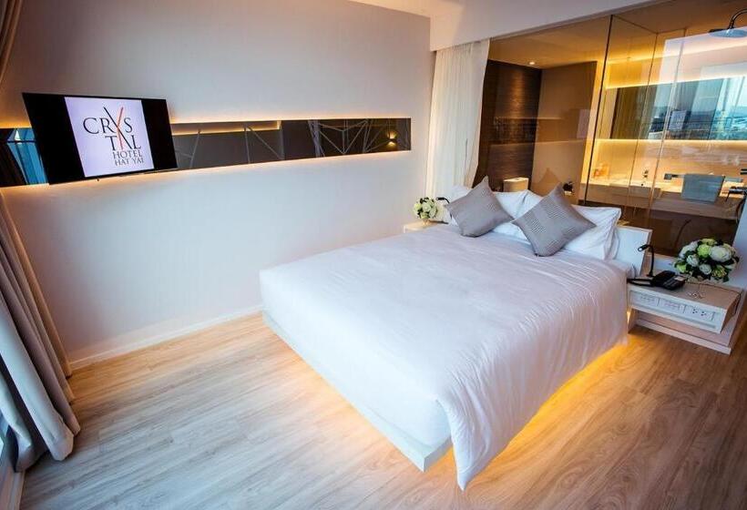 Люкс Вид на Горы, Crystal Hotel Hat Yai