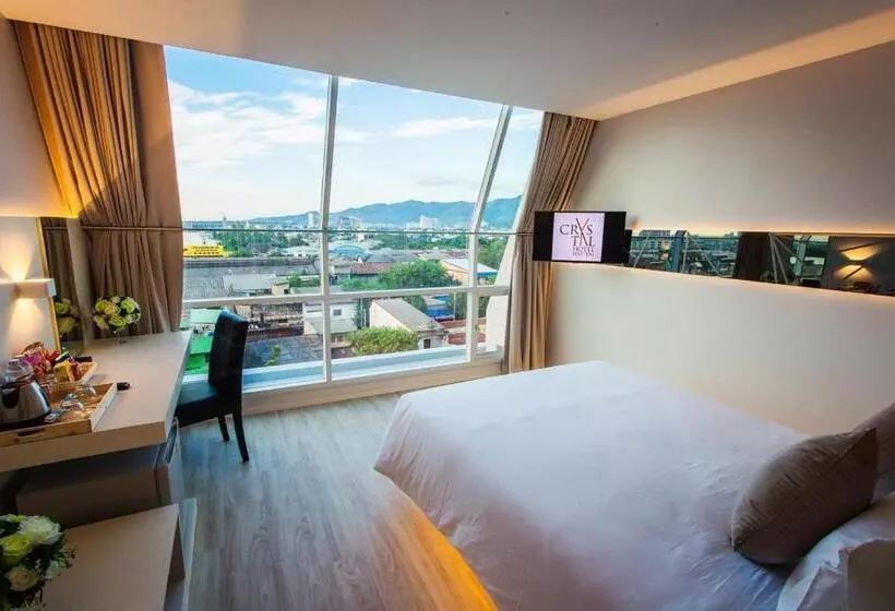 マウンテンビュースイート, Crystal Hotel Hat Yai