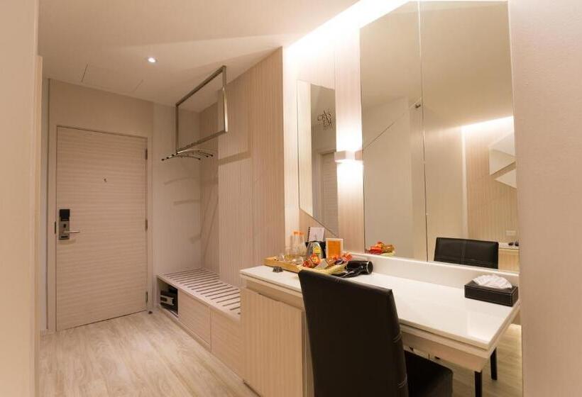 デラックスルーム, Crystal Hotel Hat Yai