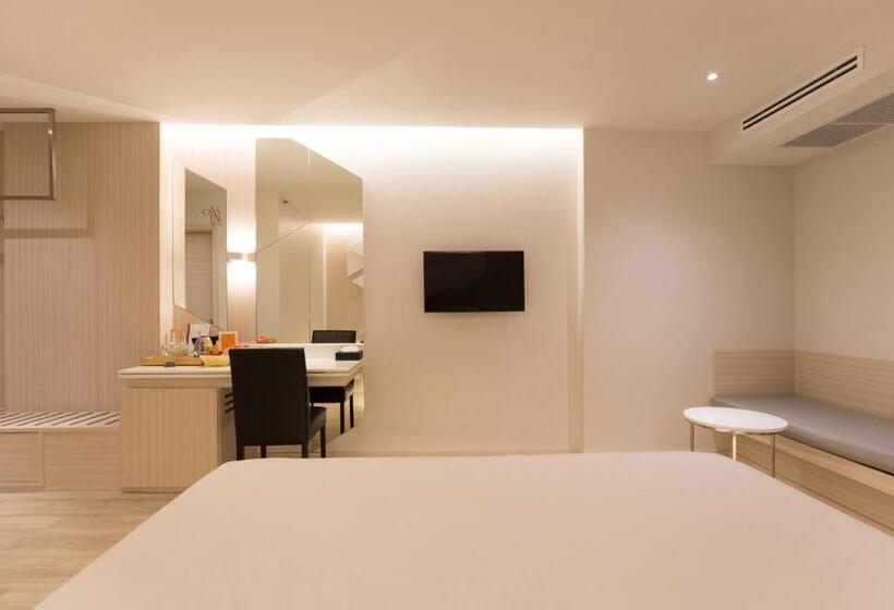 デラックスルーム, Crystal Hotel Hat Yai