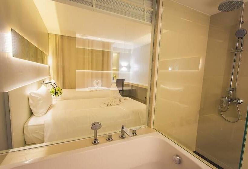 Люкс Вид на Горы, Crystal Hotel Hat Yai