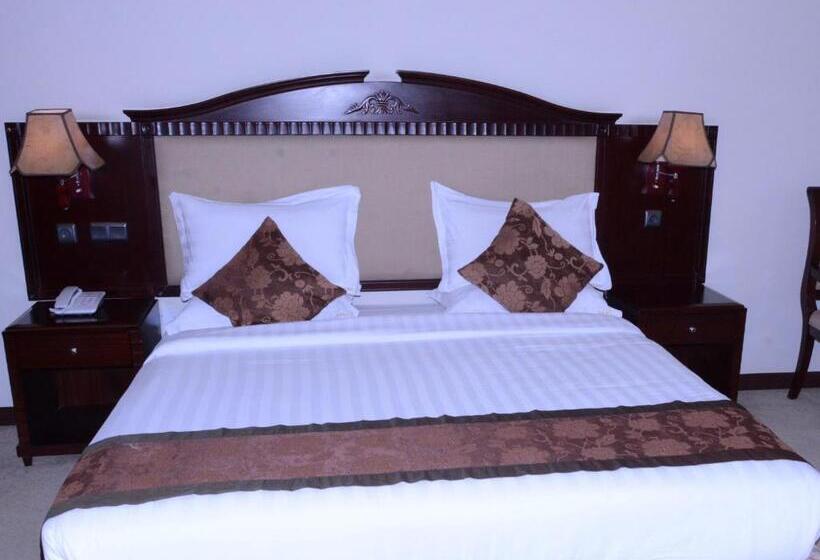 اتاق استاندارد یک نفره, Debredamo