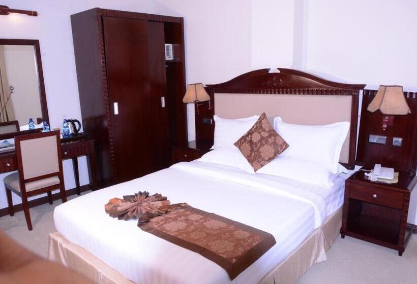 اتاق استاندارد یک نفره, Debredamo