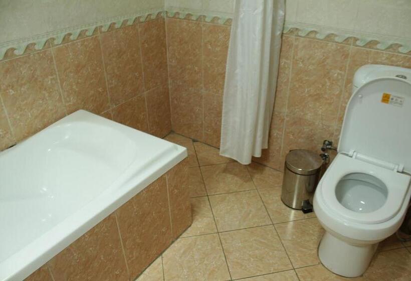 استودیوی لوکس, Debredamo