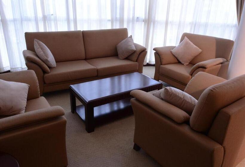 آپارتمان 1 خوابه, Debredamo