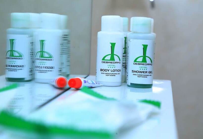 اتاق استاندارد, Debredamo