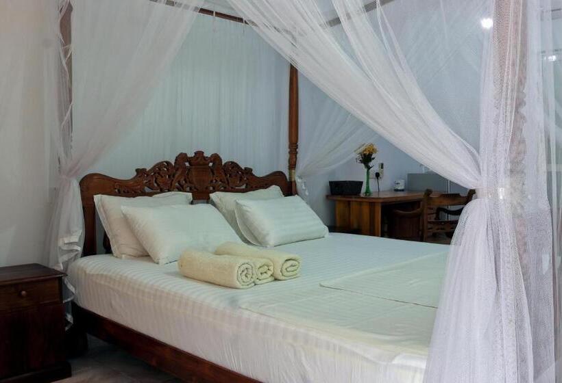 Triple Room Sea View, Edelweiss Resort