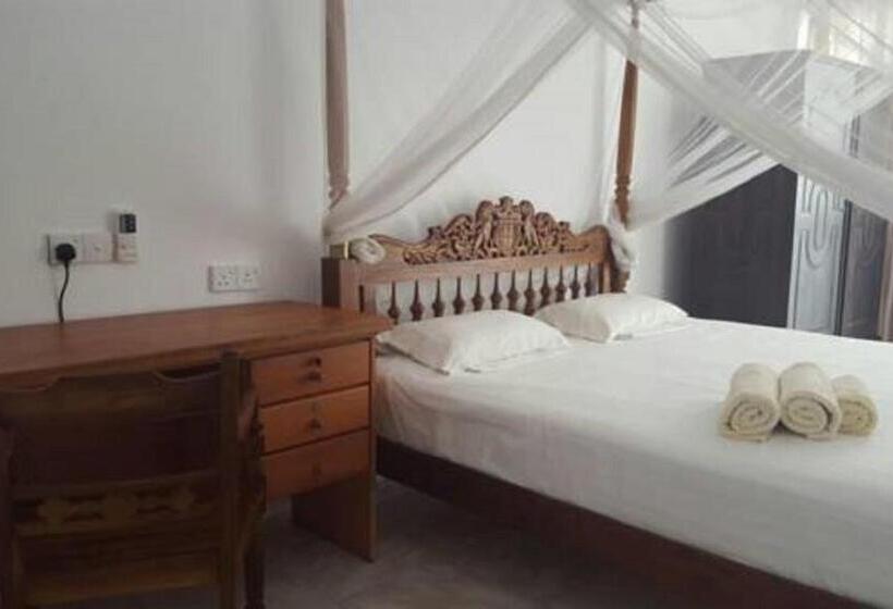 Triple Room Sea View, Edelweiss Resort