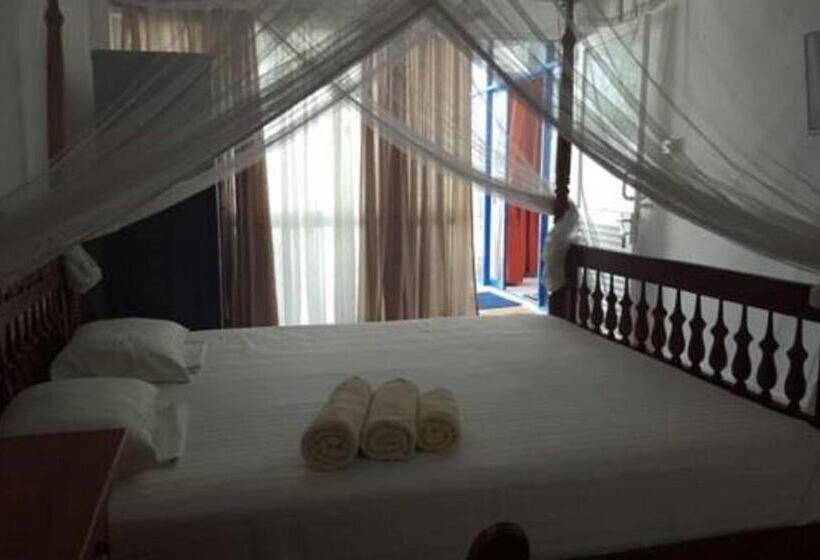 Triple Room Sea View, Edelweiss Resort