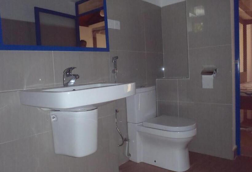 Семейный Номер, Edelweiss Resort