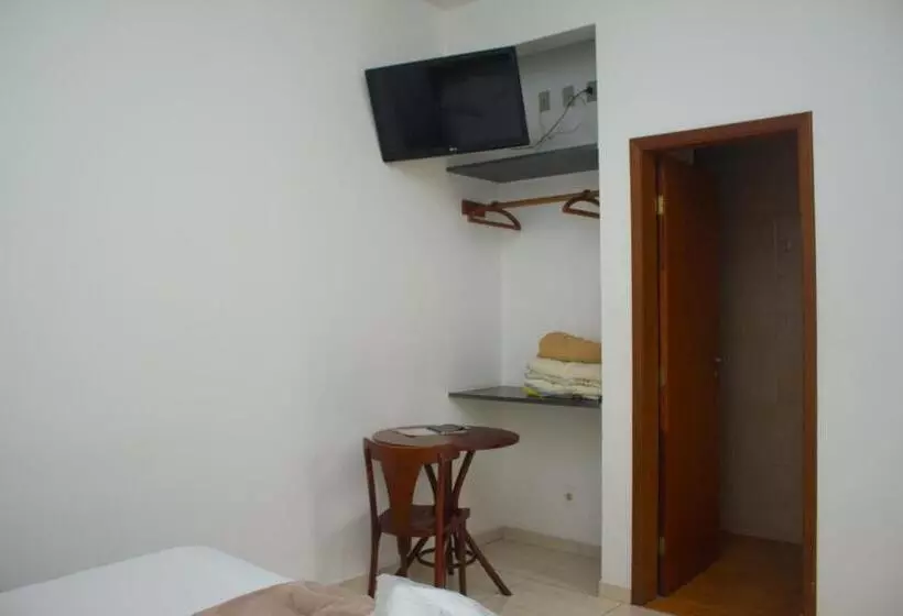 Comfort-huone, Garrafão Boituva 5 Min Da Rod Castelo Branco Km 116