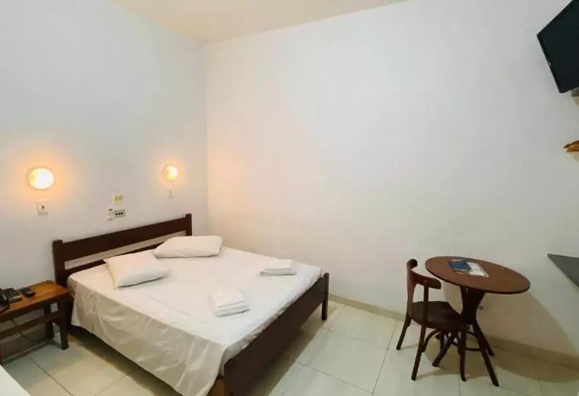 Comfort-huone, Garrafão Boituva 5 Min Da Rod Castelo Branco Km 116