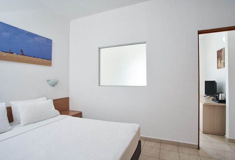 패밀리 방갈로, Blue Bay