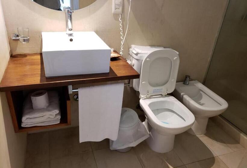 스탠다드 룸 주방구비, Las Eduardas