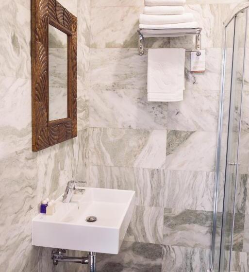 غرفة سوبيريور, Orient Palace