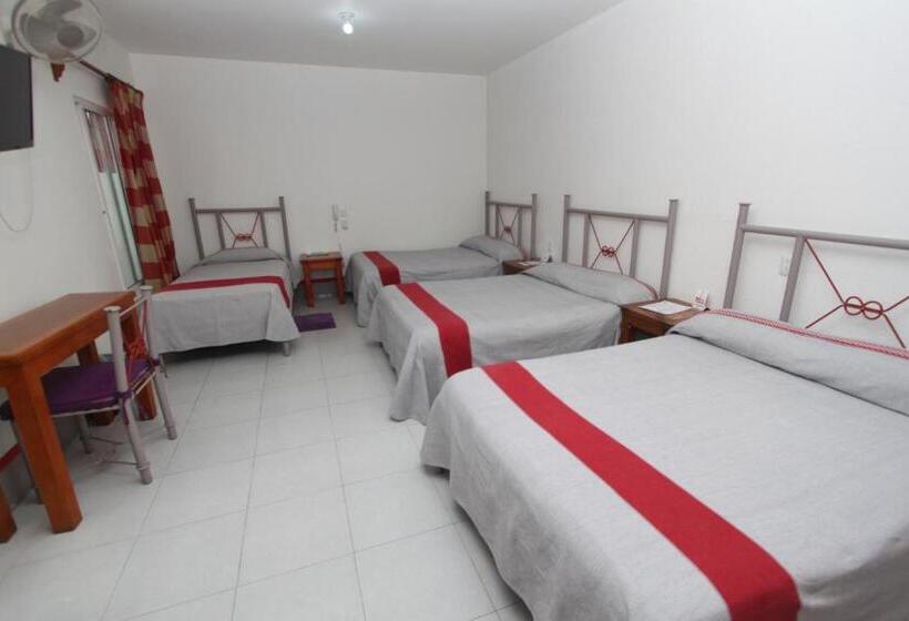 Студия Superior, Posada El Cid