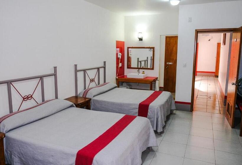 Студия Superior, Posada El Cid