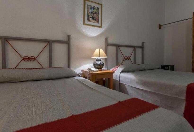 Номер Стандарт 2 Двуспальные Кровати, Posada El Cid