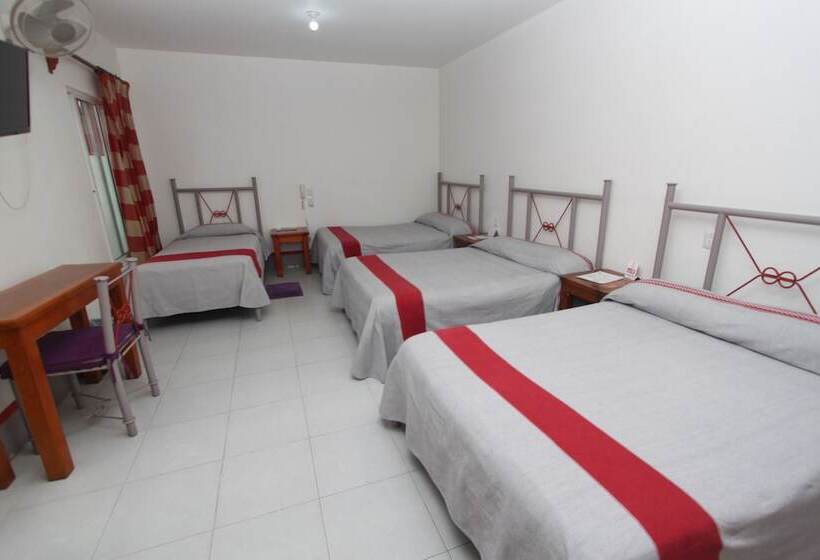 Студия Superior, Posada El Cid