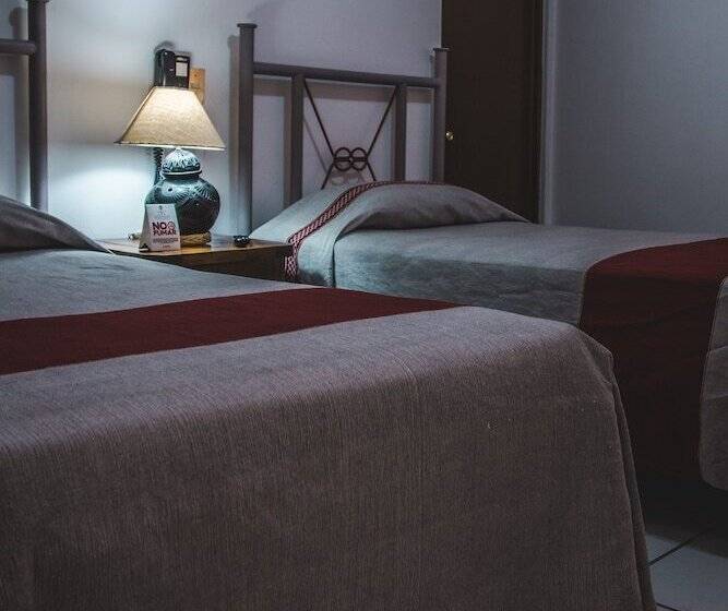 Номер Стандарт 2 Двуспальные Кровати, Posada El Cid