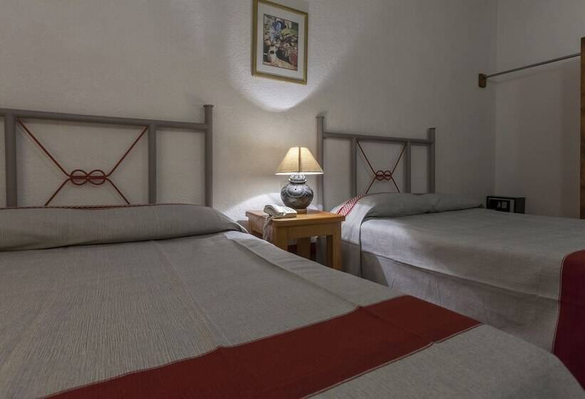 Номер Стандарт 2 Двуспальные Кровати, Posada El Cid